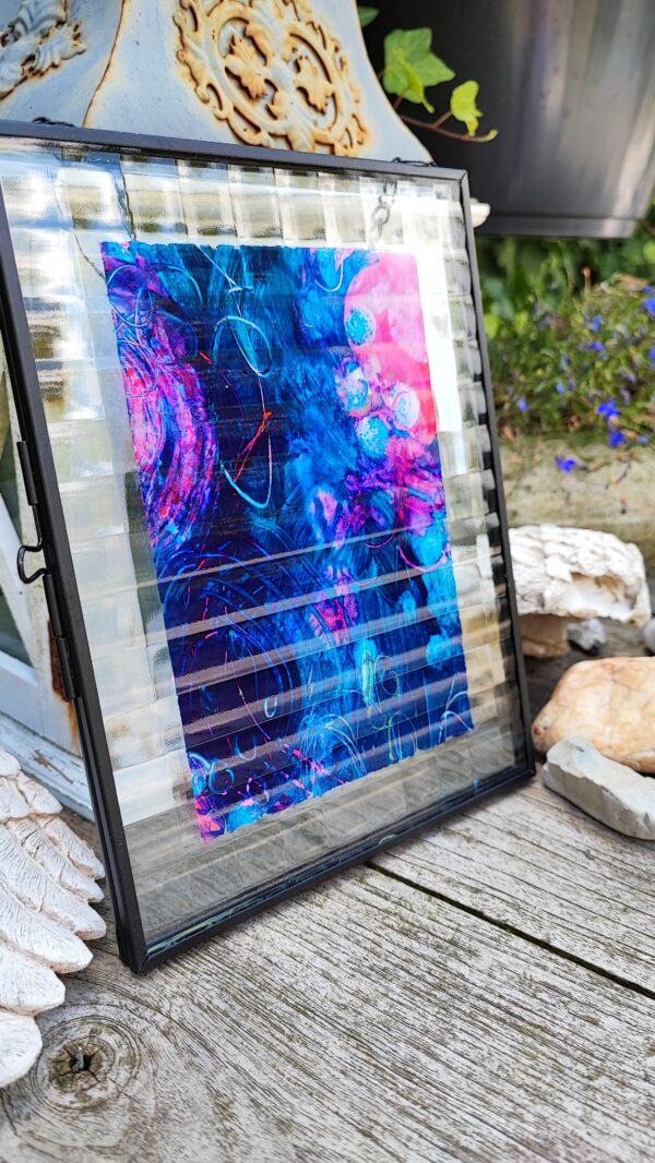 abstract back of original art on glass by Saskia van Drunen